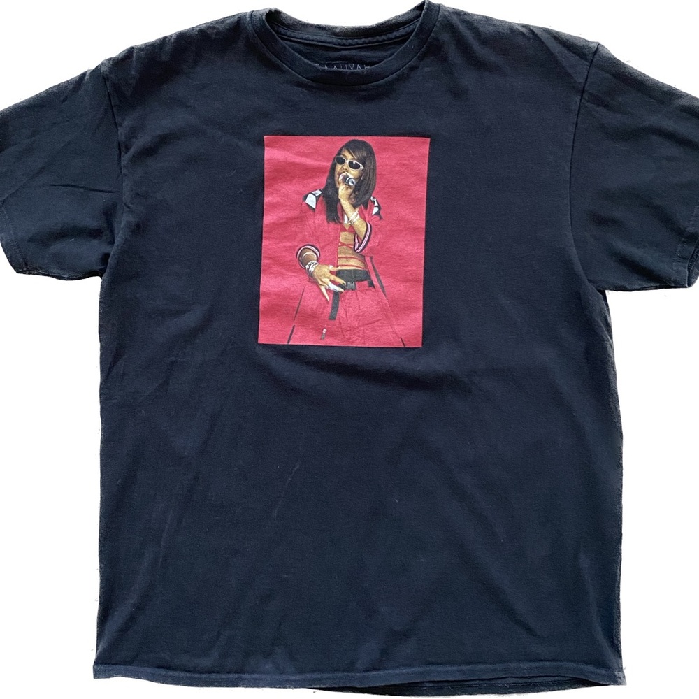Aaliyah t shirt